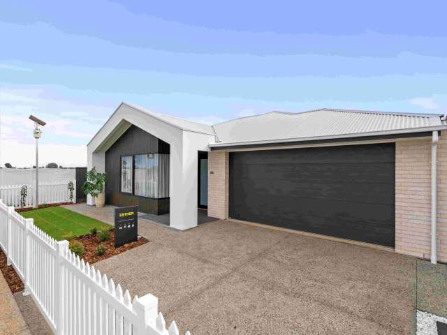 First Display Homes Now Open at The Entrance